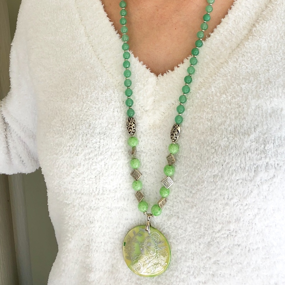 Vintage Quality Japanese Jade Marbled Beads, 70+ year old beads from Japan.